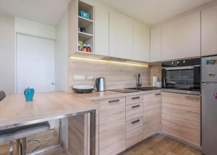 Nyaraló House Ive- Romantische Flucht- Jacuzzi- Pool- By Interhome *