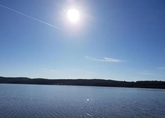 House Ive- Romantische Flucht- Jacuzzi- Pool- By Interhome *