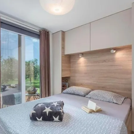 House Ive- Romantische Flucht- Jacuzzi- Pool- By Interhome Holiday home *