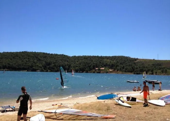 House Ive- Romantische Flucht- Jacuzzi- Pool- By Interhome *