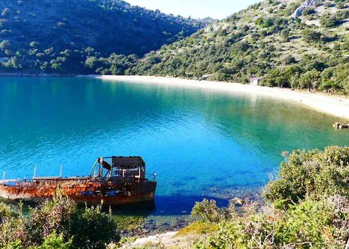 House Ive- Romantische Flucht- Jacuzzi- Pool- By Interhome Semesterbostad Pula